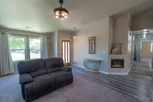 533 S 675 E, Ivins, UT 84738 - Photo 3