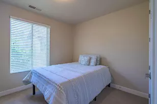 941 N Mountainside Ave, Washington, UT 84780 - Photo 17