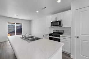 1597 S Fins Rd, Washington, UT 84780 - Photo 7