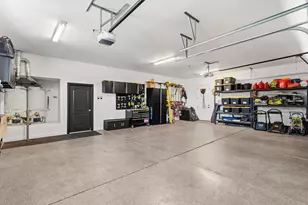 586 S Whitney Dr, Saint George, UT 84770 - Photo 23