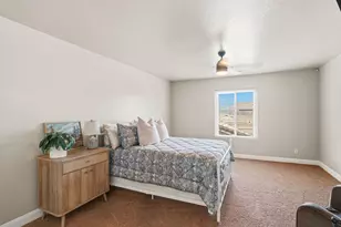 586 S Whitney Dr, Saint George, UT 84770 - Photo 33