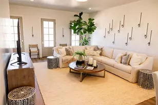 718 W Vista Sur Ln, Saint George, UT 84790 - Photo 11