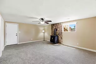 2496 Crestview Dr, Santa Clara, UT 84765 - Photo 19