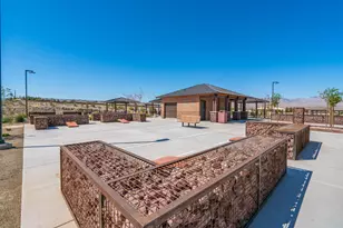 1137 W Grayson Dr, Saint George, UT 84790 - Photo 37