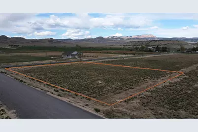 330 E Center Street, Tropic, UT 84776 - Photo 1