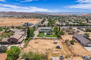 2443 E 2450 S St, Saint George, UT 84790 - Photo 37