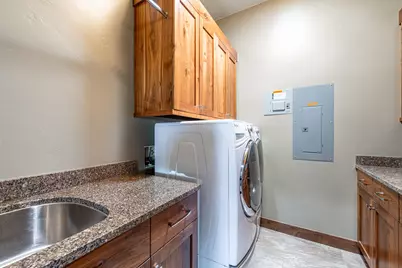322 N 340 E, Ivins, UT 84738 - Photo 45