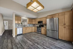 845 N Valley View Dr, Saint George, UT 84770 - Photo 3