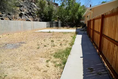 361 S 100 E, Hurricane, UT 84737 - Photo 9