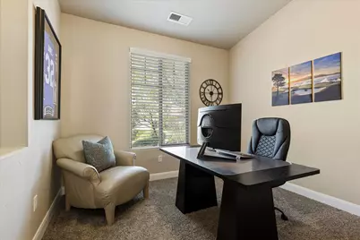 2577 E Hilltop Ledge Dr, Washington, UT 84780 - Photo 5