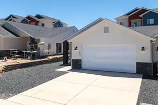 127 W 2725 St N, Cedar City, UT 84721 - Photo 1