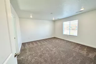 1486 S Wagon Box Way, Washington, UT 84780 - Photo 5