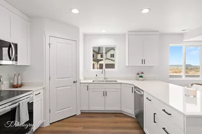 535 W 2530 N #Unit 36, Cedar City, UT 84720 - Photo 3
