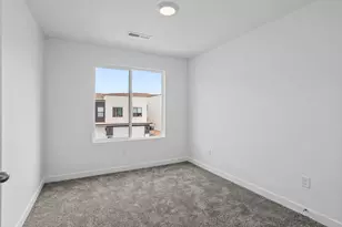 2192 S Wolverine Way, Washington, UT 84780 - Photo 13
