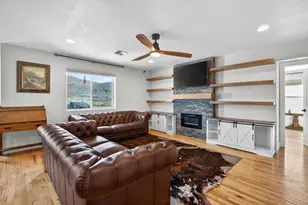 735 S Peachtree Dr, Toquerville, UT 84774 - Photo 11