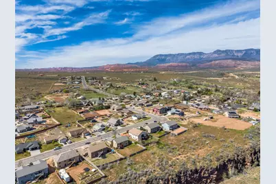 735 S Peachtree Dr, Toquerville, UT 84774 - Photo 69