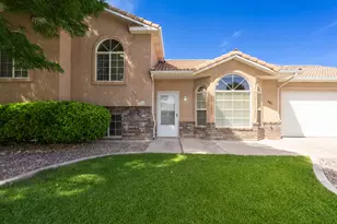 361 N 2660 E St, Saint George, UT 84790 - Photo 7