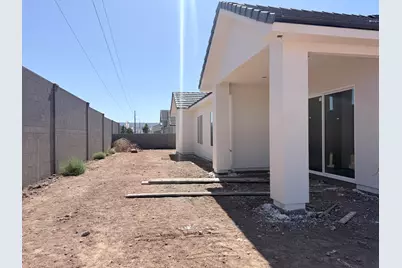 2567 E Suniva Way, Saint George, UT 84790 - Photo 13