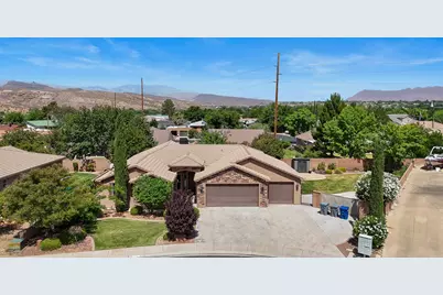 811 N Swiss Haven Cir, Santa Clara, UT 84765 - Photo 3