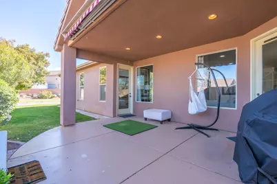 811 N Swiss Haven Cir, Santa Clara, UT 84765 - Photo 47
