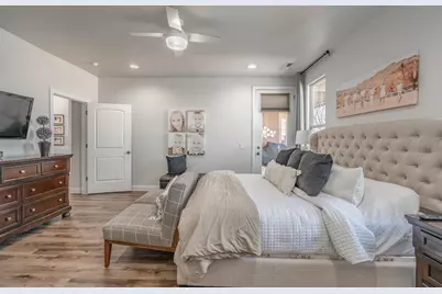 811 N Swiss Haven Cir, Santa Clara, UT 84765 - Photo 19