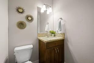 3800 Paradise Vlg Dr, Santa Clara, UT 84765 - Photo 23