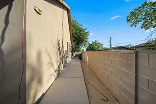 560 E 500 S, Saint George, UT 84770 - Photo 3