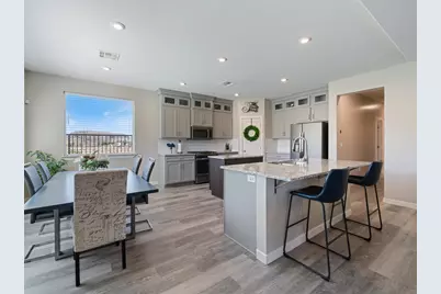 624 N Sandy Talus Dr, Washington, UT 84780 - Photo 11