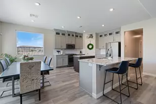 624 N Sandy Talus Dr, Washington, UT 84780 - Photo 11