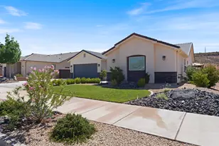 624 N Sandy Talus Dr, Washington, UT 84780 - Photo 41