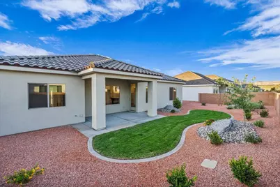 4755 W 3050 S, Hurricane, UT 84737 - Photo 9