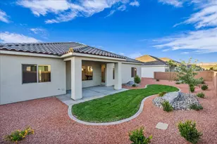 4755 W 3050 S, Hurricane, UT 84737 - Photo 9