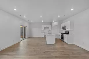1894 S Queens Garden, Washington, UT 84780 - Photo 5
