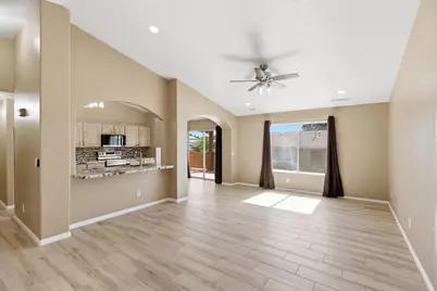 17 S 2000 E, Saint George, UT 84790 - Photo 5