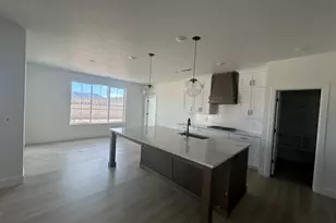 879 W Somera Dr, Saint George, UT 84790 - Photo 5