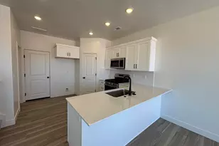 1064 E Malibu Ln, Washington, UT 84780 - Photo 3