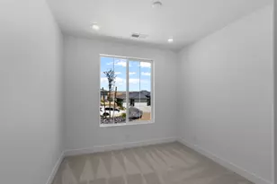 2733 W Brenta Way, Saint George, UT 84770 - Photo 33