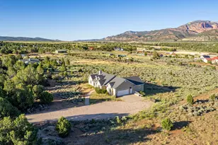 1625 S 2200 E, New Harmony, UT 84757 - Photo 39