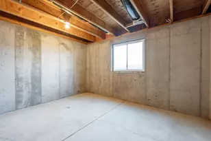 1625 S 2200 E, New Harmony, UT 84757 - Photo 31