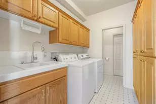 1625 S 2200 E, New Harmony, UT 84757 - Photo 21