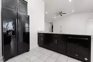 249 W Green Jade Dr, Washington, UT 84780 - Photo 9