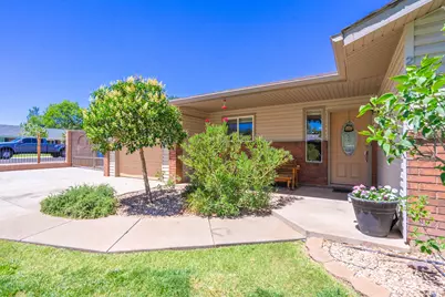 2524 El Vista Dr, Santa Clara, UT 84765 - Photo 9