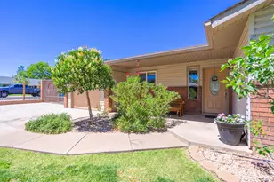 2524 El Vista Dr, Santa Clara, UT 84765 - Photo 9