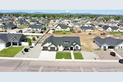 4413 N Half Mile Rd, Cedar City, UT 84720 - Photo 3