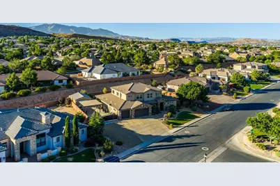 2223 E Coyote Springs Dr, Saint George, UT 84790 - Photo 61