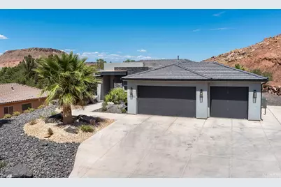 2095 S Franklin Dr, Washington, UT 84780 - Photo 1