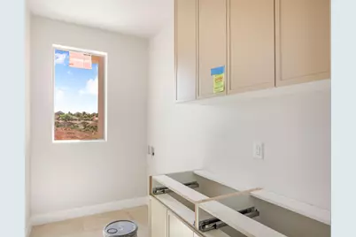 22 E Luften St, Washington, UT 84780 - Photo 17