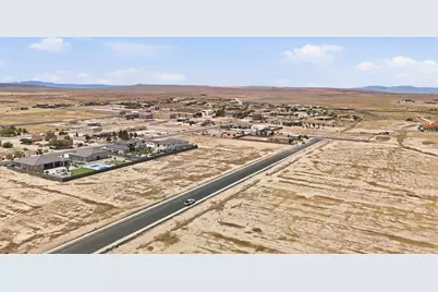 1297 W 4300 S, Hurricane, UT 84737 - Photo 9