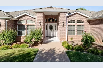 802 N Dusk Dr, Saint George, UT 84770 - Photo 1
