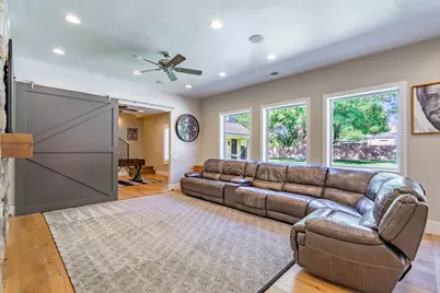 683 S 990 W, Hurricane, UT 84737 - Photo 11